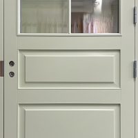 Jykevä lasilla ja pintaristikolla